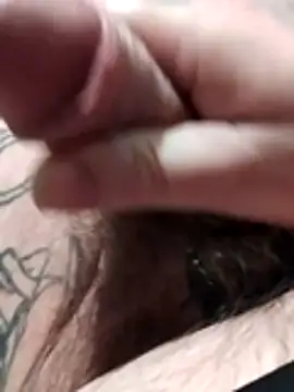 Snapshot of Tattyrob87 chatting on 12/17/25, 12:05 Tattyrob87 online show from 12/17/25, 12:05