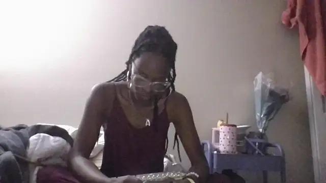 Snapshot of bbyrueee chatting on 03/01/26, 04:25 bbyrueee online show from 03/01/26, 04:25