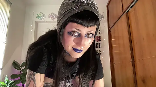 Snapshot of ELENA_UMBRA chatting on 05/22/26, 07:41 ELENA UMBRA online show from 05/22/26, 07:41