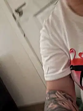 kinkikatie69 online show from 04/14/26, 08:53