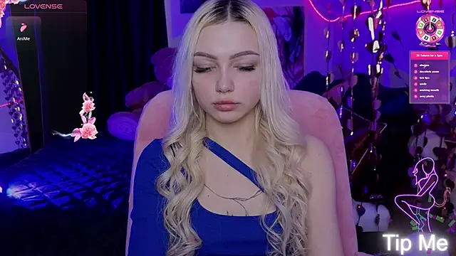 Snapshot of LinaLirian chatting on 03/12/26, 10:10 LinaLirian online show from 03/12/26, 10:10