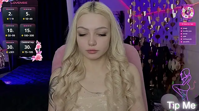 Snapshot of LinaLirian chatting on 04/09/26, 08:09 LinaLirian online show from 04/09/26, 08:09