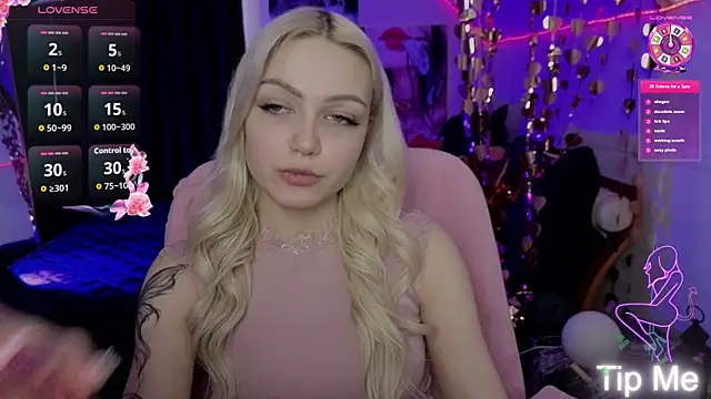 Snapshot of LinaLirian chatting on 04/14/26, 10:10 LinaLirian online show from 04/14/26, 10:10