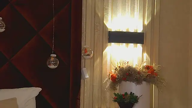 StacyHarland online show from 12/14/25, 04:29