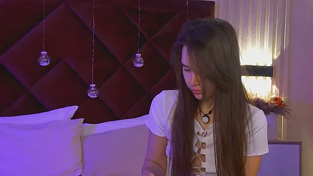 StacyHarland online show from 12/15/25, 04:50