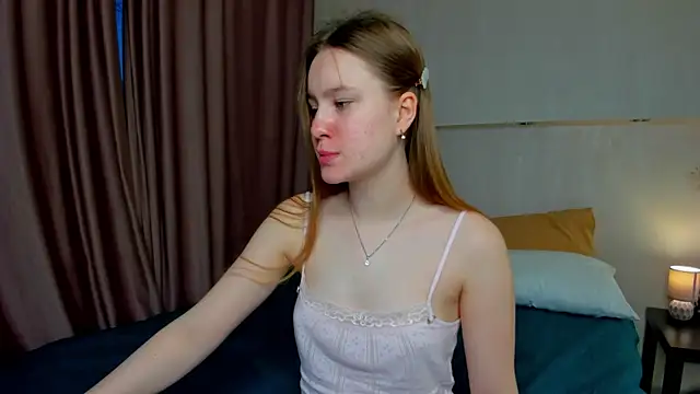 Candy Cansew online show from 09/25/25, 12:03