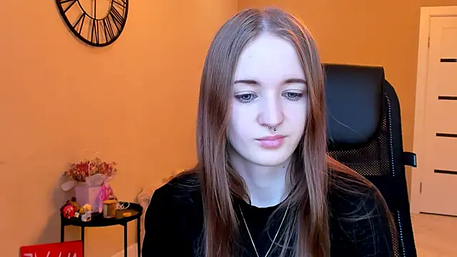 KateKayer online show from 11/20/25, 11:21