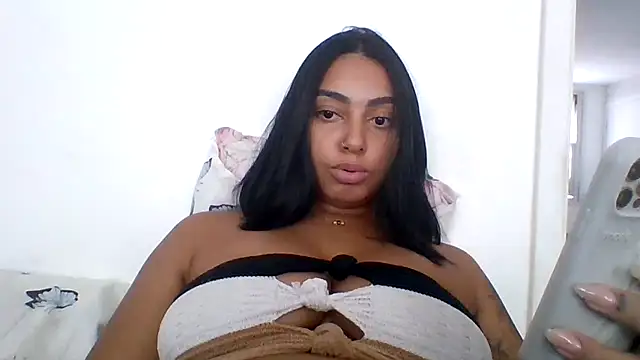 querida777 online show from 02/25/26, 06:39