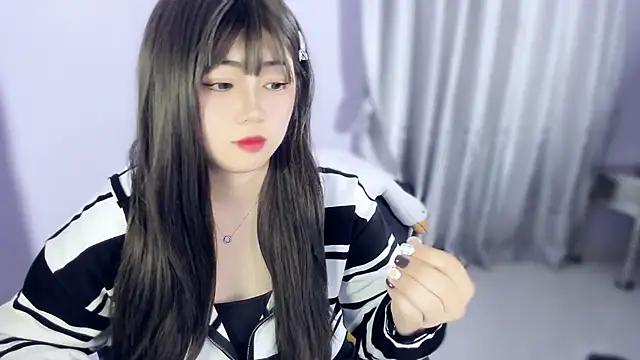 yuki3366 online show from 10/24/25, 02:57