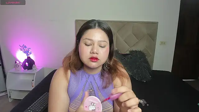 Snapshot of Paprika_ chatting on 03/21/25, 07:46 Paprika online show from 03/21/25, 07:46