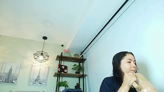  Victoria Collins online show from 02/19/26, 10:33