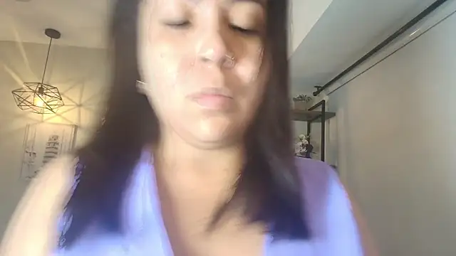 Snapshot of _Victoria_Collins chatting on 05/12/26, 11:07 Victoria Collins online show from 05/12/26, 11:07