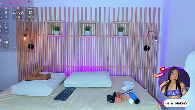 ciara blake online show from 03/19/26, 08:02