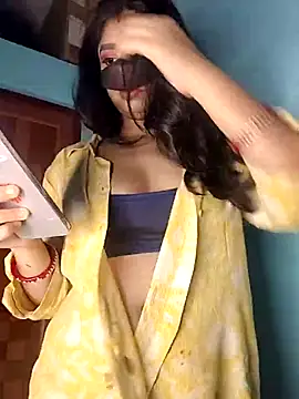 Riya 35 sexy online show from 05/30/26, 07:33