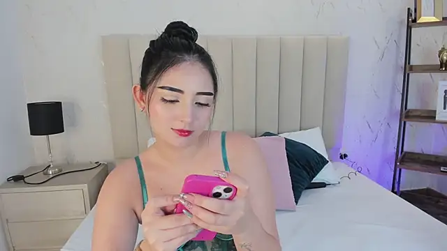 LilithHarperr  online show from 05/29/26, 04:54