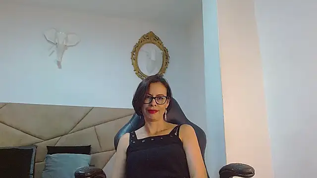 amanda ramirez online show from 12/20/25, 06:37