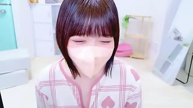 Snapshot of _suika_ chatting on 05/27/26, 11:29 suika online show from 05/27/26, 11:29