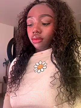 alissradiante1 online show from 01/08/26, 05:54