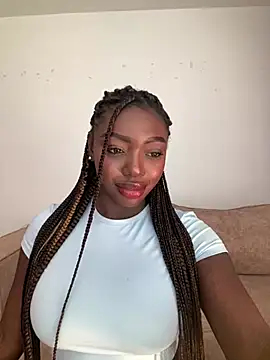 alissradiante1 online show from 02/28/26, 02:45