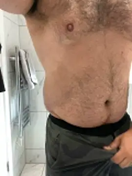 CloudyMuscleBeefy online show from 04/03/26, 02:59