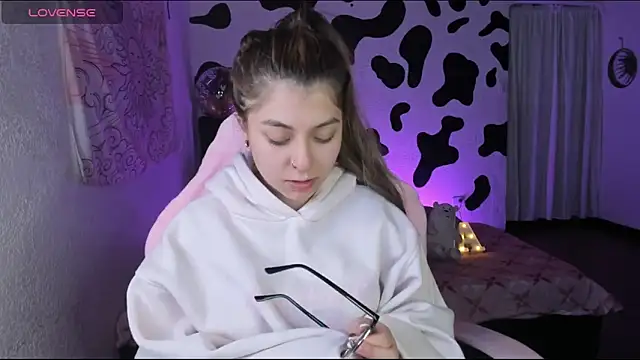 abbie jensen  online show from 01/16/26, 05:11