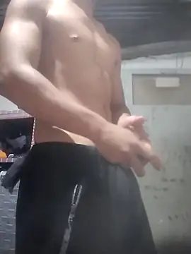 Snapshot of DXTFFx chatting on 03/21/26, 01:10 DXTFFx online show from 03/21/26, 01:10