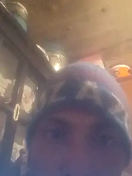 ConfidedAward online show from 02/01/26, 03:27