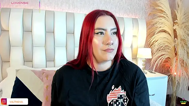 Snapshot of valt_ chatting on 11/03/25, 07:26 valt online show from 11/03/25, 07:26