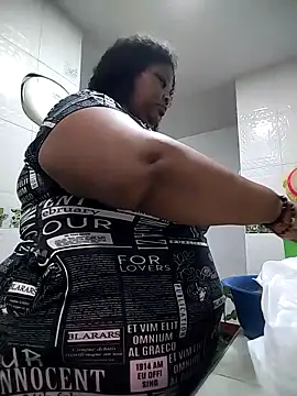 Exoticbigmandy online show from 11/14/25, 01:04