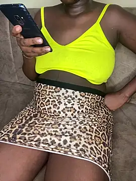 bignipple254 online show from 04/15/26, 08:20