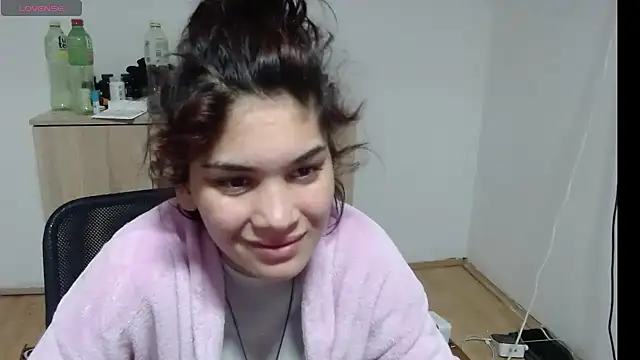 Snapshot of MalloryMyers chatting on 11/01/25, 08:55 MalloryMyers online show from 11/01/25, 08:55