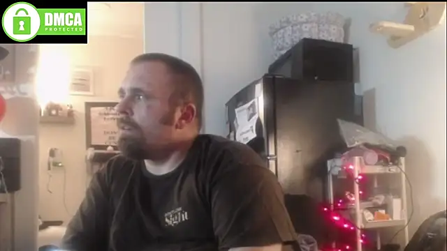 Snapshot of Thumper_ss chatting on 11/13/25, 08:08 Thumper ss online show from 11/13/25, 08:08