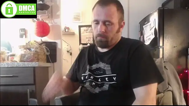 Snapshot of Thumper_ss chatting on 11/17/25, 11:10 Thumper ss online show from 11/17/25, 11:10