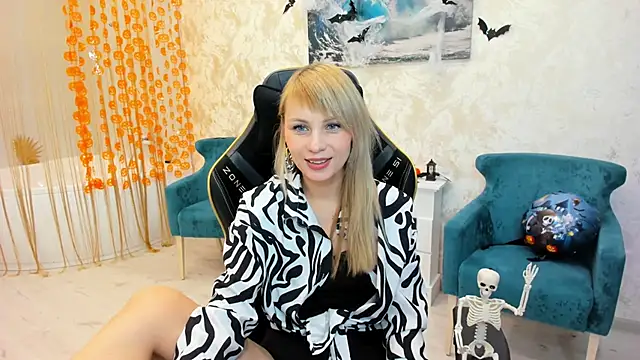 LindaSandy 1 online show from 10/26/25, 09:15