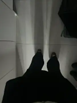 xiaoyuan01 online show from 04/11/26, 04:50