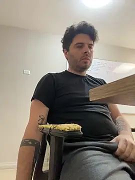 uto857 online show from 12/19/25, 06:48