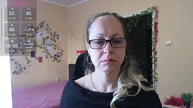 Snapshot of Ronda_Roni chatting on 01/16/26, 05:44 Ronda Roni online show from 01/16/26, 05:44