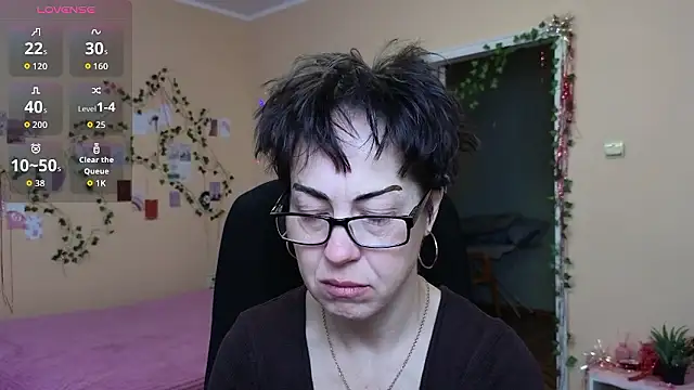 Snapshot of Ronda_Roni chatting on 01/19/26, 05:22 Ronda Roni online show from 01/19/26, 05:22