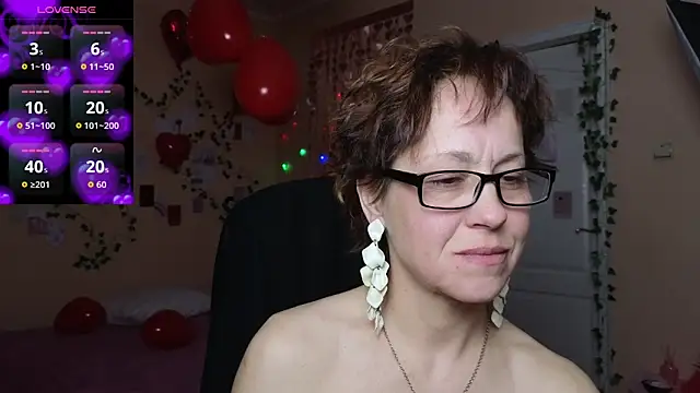 Snapshot of Ronda_Roni chatting on 02/14/26, 03:09 Ronda Roni online show from 02/14/26, 03:09