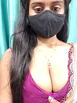 Snapshot of Aanya_hotty chatting on 04/21/26, 05:39 Aanya hotty online show from 04/21/26, 05:39