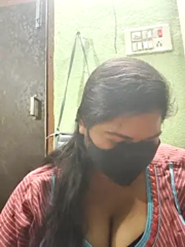 Snapshot of Liyaa_24 chatting on 03/03/26, 05:30 Liyaa 24 online show from 03/03/26, 05:30