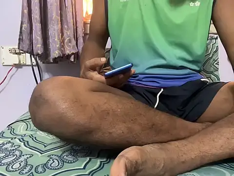 Snapshot of Matt6102 chatting on 10/08/25, 03:59 Matt6102 online show from 10/08/25, 03:59