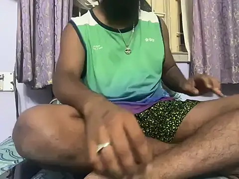 Snapshot of Matt6102 chatting on 10/31/25, 08:32 Matt6102 online show from 10/31/25, 08:32