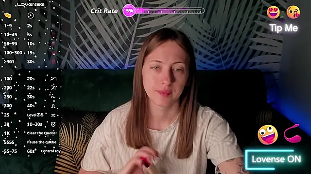 Snapshot of ChristyCrayme chatting on 05/28/26, 10:07 ChristyCrayme online show from 05/28/26, 10:07