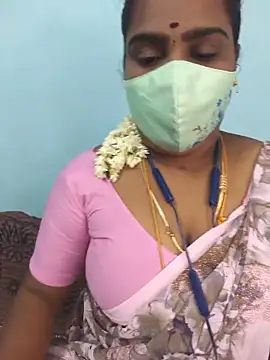 Snapshot of Tamil_riyalini12 chatting on 06/18/26, 04:57 Tamil riyalini12 online show from 06/18/26, 04:57