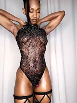 Snapshot of chocolatehotwife chatting on 06/05/26, 11:54 chocolatehotwife online show from 06/05/26, 11:54