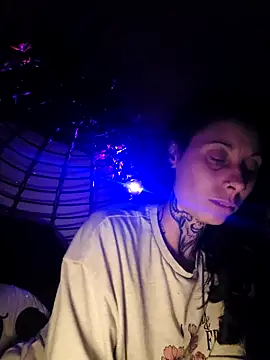 Snapshot of DarkAngelz1 chatting on 10/14/25, 02:23 DarkAngelz1 online show from 10/14/25, 02:23