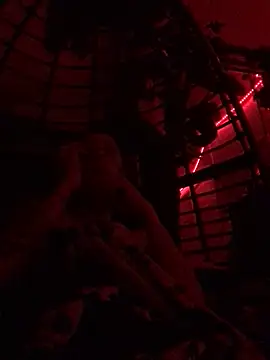 Snapshot of DarkAngelz1 chatting on 02/05/26, 01:43 DarkAngelz1 online show from 02/05/26, 01:43