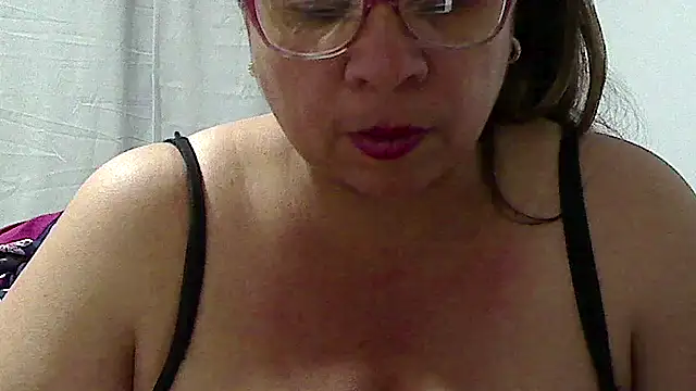 luciana69hot online show from 10/03/25, 09:45