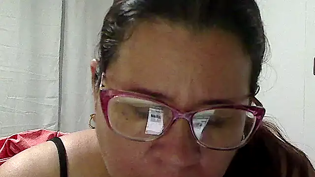 luciana69hot online show from 04/06/26, 06:09